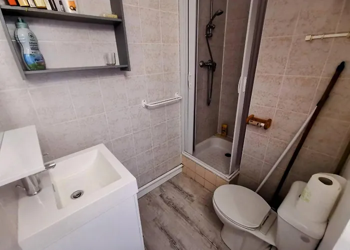 Appartamento 024 Proche Commerce Et